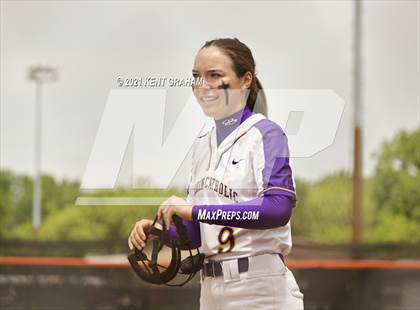Thumbnail 3 in Guerin Catholic vs Yorktown (IHSAA Sectional Championship) photogallery.
