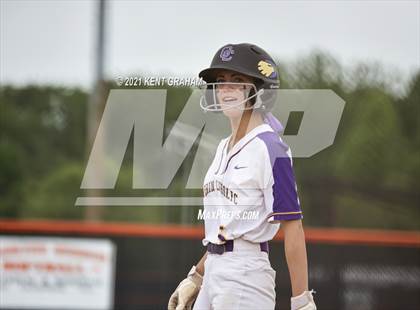 Thumbnail 1 in Guerin Catholic vs Yorktown (IHSAA Sectional Championship) photogallery.