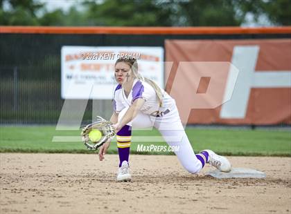 Thumbnail 3 in Guerin Catholic vs Yorktown (IHSAA Sectional Championship) photogallery.
