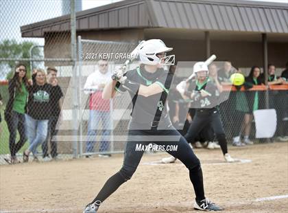 Thumbnail 1 in Guerin Catholic vs Yorktown (IHSAA Sectional Championship) photogallery.