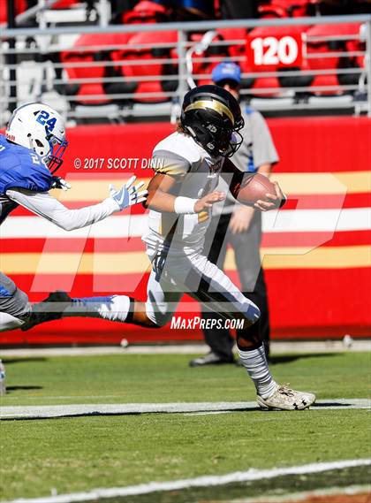 Thumbnail 3 in Wilcox vs Los Altos (Levi's Stadium Friday Night Series) photogallery.