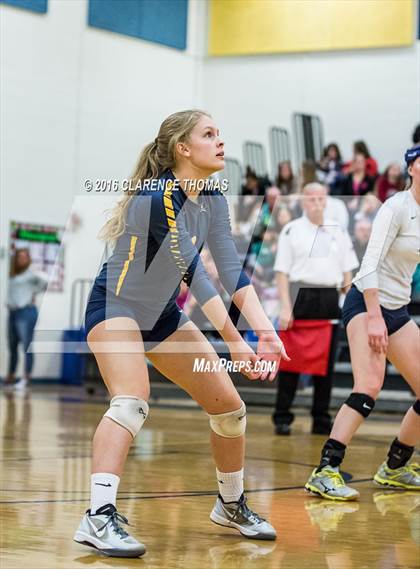 Thumbnail 1 in Courtland @ Loudoun County (VHSL 4A Regional) photogallery.