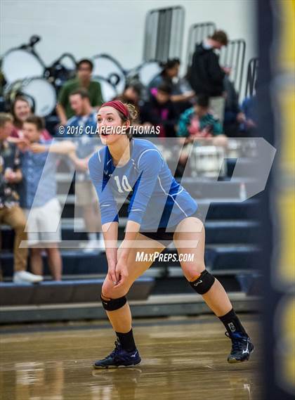 Thumbnail 3 in Courtland @ Loudoun County (VHSL 4A Regional) photogallery.