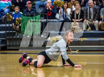 Thumbnail 3 in Courtland @ Loudoun County (VHSL 4A Regional) photogallery.