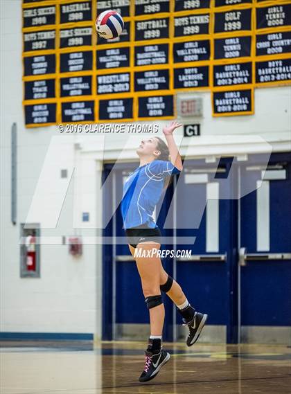 Thumbnail 3 in Courtland @ Loudoun County (VHSL 4A Regional) photogallery.