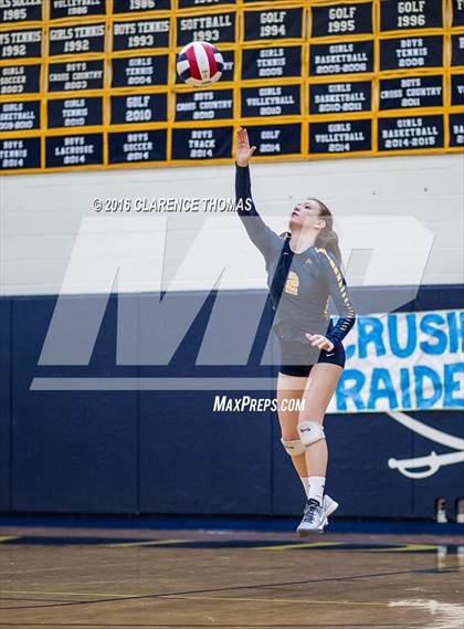 Thumbnail 1 in Courtland @ Loudoun County (VHSL 4A Regional) photogallery.