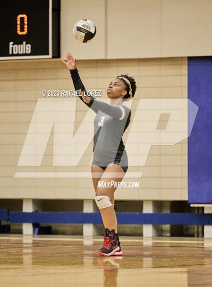 Thumbnail 2 in Randle vs. Galena Park photogallery.