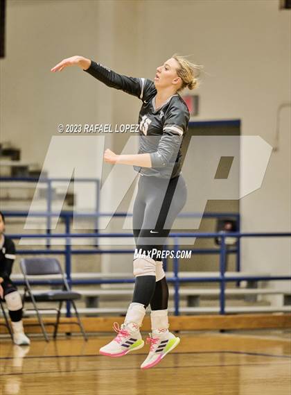 Thumbnail 2 in Randle vs. Galena Park photogallery.