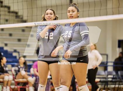 Thumbnail 2 in Randle vs. Galena Park photogallery.
