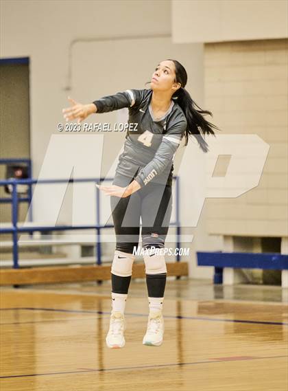 Thumbnail 3 in Randle vs. Galena Park photogallery.