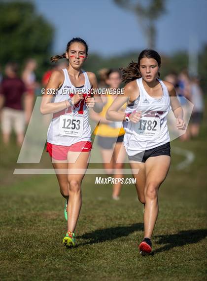 Thumbnail 2 in Fleet Feet Relays photogallery.
