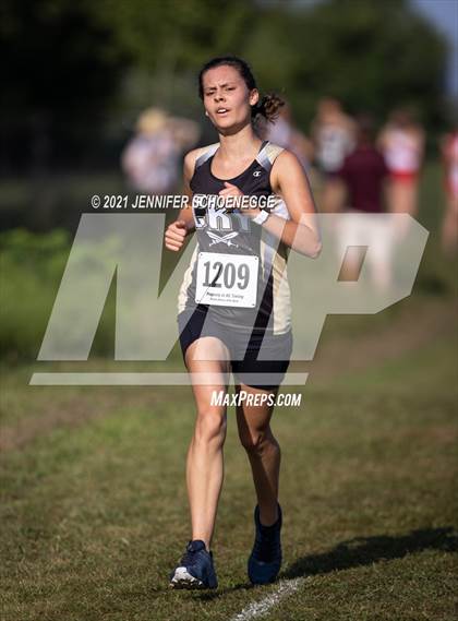 Thumbnail 1 in Fleet Feet Relays photogallery.