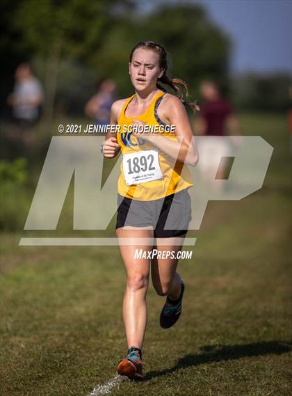 Thumbnail 3 in Fleet Feet Relays photogallery.