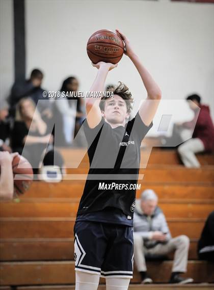 Thumbnail 3 in Oaks Christian vs Loyola HS (17th Annual Rose City Round Ball Classic) photogallery.