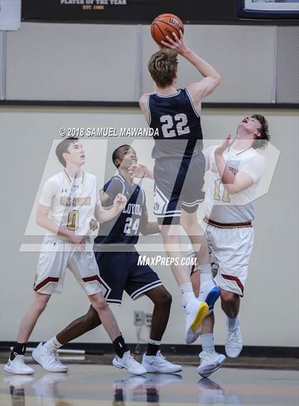 Thumbnail 1 in Oaks Christian vs Loyola HS (17th Annual Rose City Round Ball Classic) photogallery.