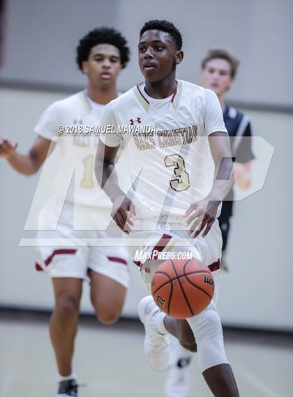Thumbnail 2 in Oaks Christian vs Loyola HS (17th Annual Rose City Round Ball Classic) photogallery.