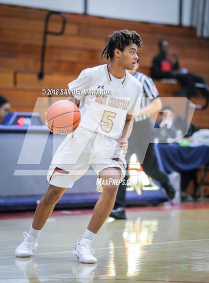Thumbnail 2 in Oaks Christian vs Loyola HS (17th Annual Rose City Round Ball Classic) photogallery.