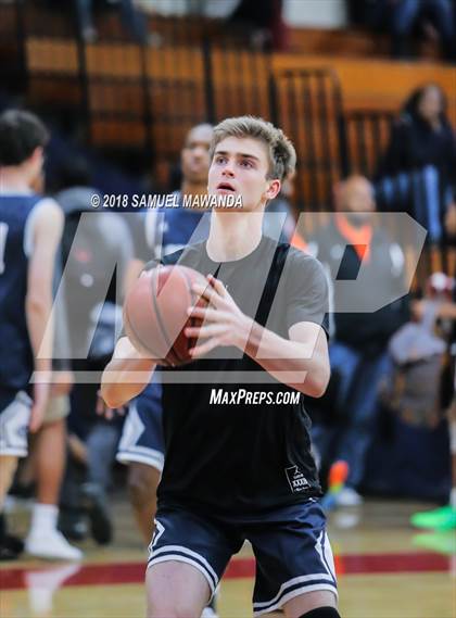 Thumbnail 2 in Oaks Christian vs Loyola HS (17th Annual Rose City Round Ball Classic) photogallery.