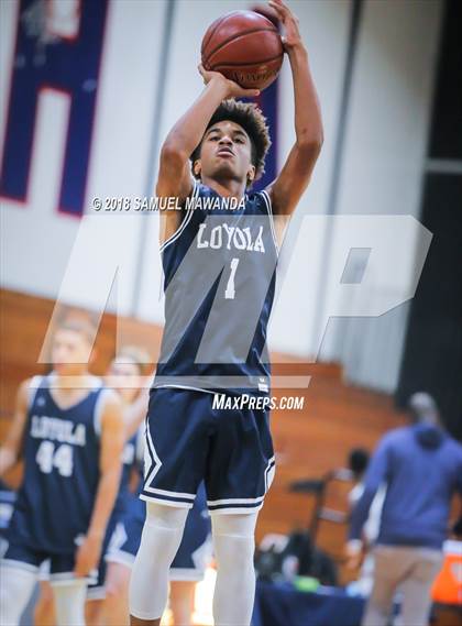 Thumbnail 1 in Oaks Christian vs Loyola HS (17th Annual Rose City Round Ball Classic) photogallery.