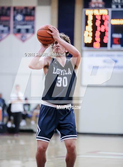 Thumbnail 2 in Oaks Christian vs Loyola HS (17th Annual Rose City Round Ball Classic) photogallery.