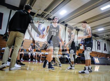 Thumbnail 3 in Oaks Christian vs Loyola HS (17th Annual Rose City Round Ball Classic) photogallery.