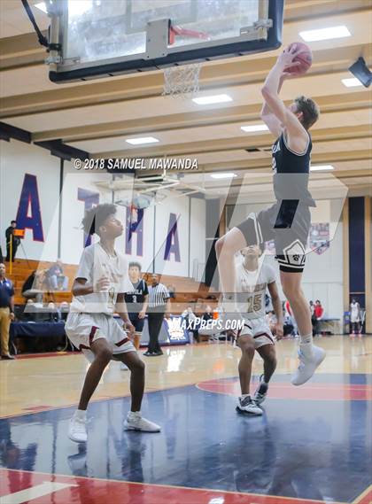 Thumbnail 2 in Oaks Christian vs Loyola HS (17th Annual Rose City Round Ball Classic) photogallery.