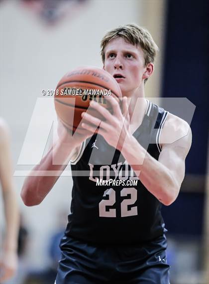 Thumbnail 3 in Oaks Christian vs Loyola HS (17th Annual Rose City Round Ball Classic) photogallery.