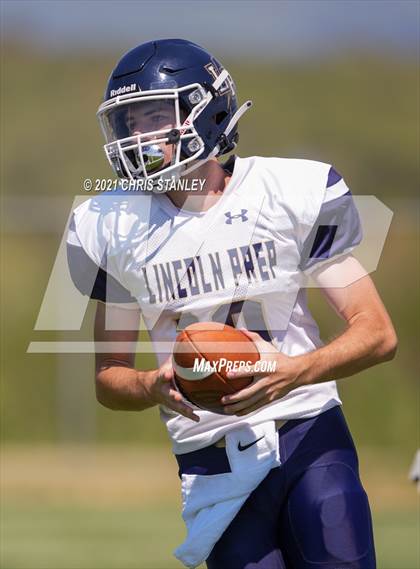 Thumbnail 1 in Lincoln Prep @ Mayer photogallery.