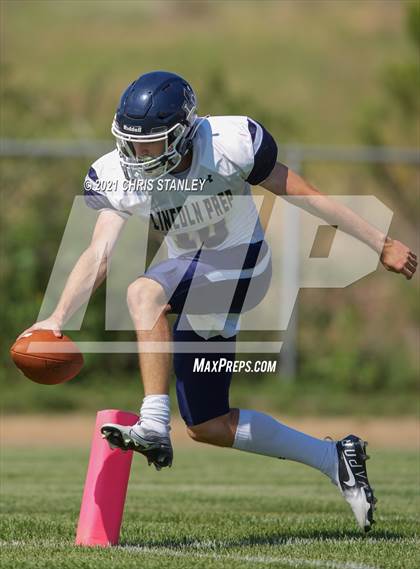 Thumbnail 3 in Lincoln Prep @ Mayer photogallery.