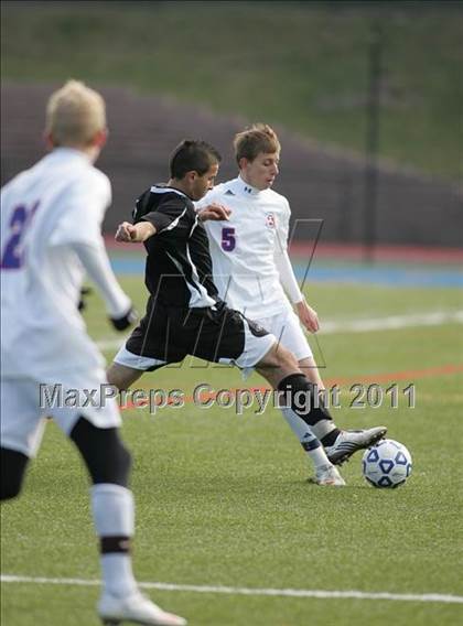 Thumbnail 2 in Goshen vs Sayville (NYSPHSAA Class A Semifinal) photogallery.