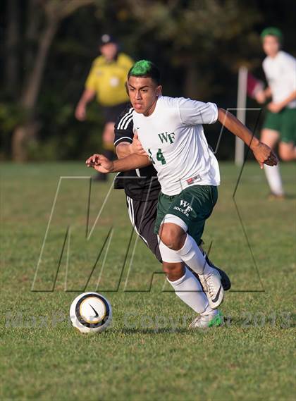 Thumbnail 3 in Commack vs William Floyd photogallery.