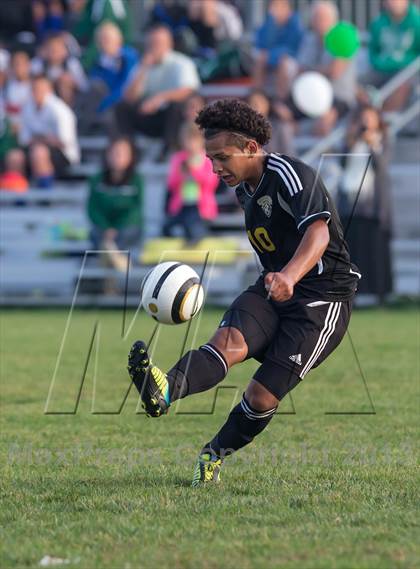 Thumbnail 1 in Commack vs William Floyd photogallery.