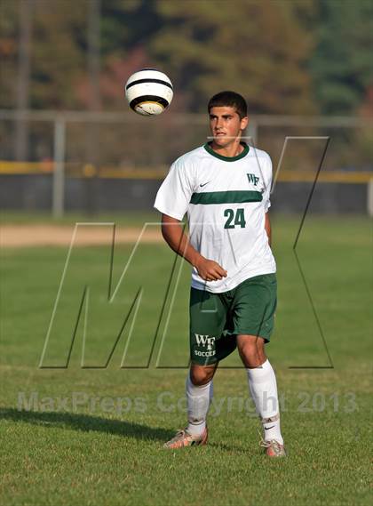 Thumbnail 2 in Commack vs William Floyd photogallery.