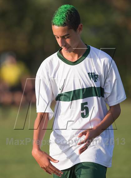 Thumbnail 2 in Commack vs William Floyd photogallery.