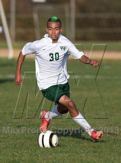 Thumbnail 3 in Commack vs William Floyd photogallery.