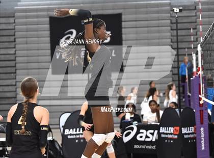 Thumbnail 1 in Lone Peak vs. Redondo Union (Durango Fall Classic) photogallery.
