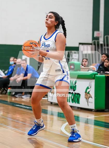 Thumbnail 1 in Seattle Prep vs. Olmsted Falls (Cactus Jam Tournament) photogallery.