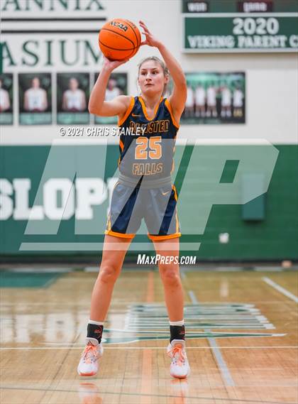 Thumbnail 2 in Seattle Prep vs. Olmsted Falls (Cactus Jam Tournament) photogallery.