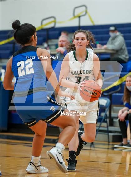 Thumbnail 2 in Frankfort vs. Monrovia (IHSAA 3A Sectional 1st Round)  photogallery.