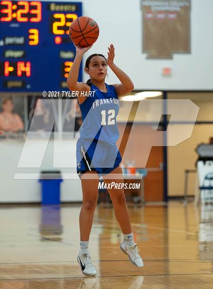 Thumbnail 1 in Frankfort vs. Monrovia (IHSAA 3A Sectional 1st Round)  photogallery.