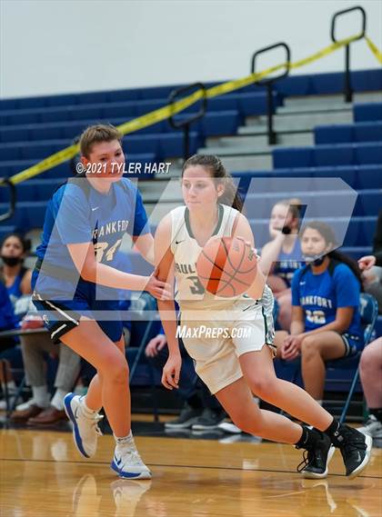 Thumbnail 3 in Frankfort vs. Monrovia (IHSAA 3A Sectional 1st Round)  photogallery.