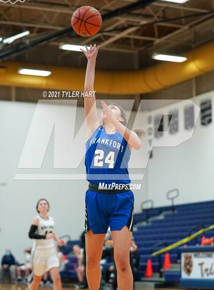 Thumbnail 2 in Frankfort vs. Monrovia (IHSAA 3A Sectional 1st Round)  photogallery.