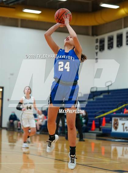 Thumbnail 1 in Frankfort vs. Monrovia (IHSAA 3A Sectional 1st Round)  photogallery.