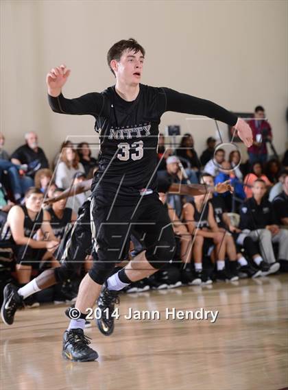 Thumbnail 2 in Etiwanda vs. Archbishop Mitty (MaxPreps Holiday Classic) photogallery.