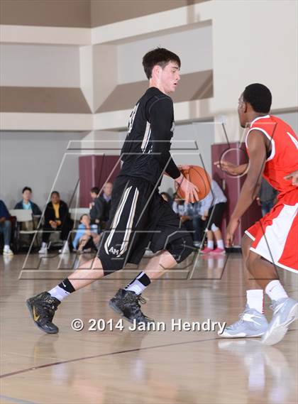 Thumbnail 3 in Etiwanda vs. Archbishop Mitty (MaxPreps Holiday Classic) photogallery.