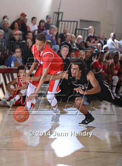 Thumbnail 2 in Etiwanda vs. Archbishop Mitty (MaxPreps Holiday Classic) photogallery.