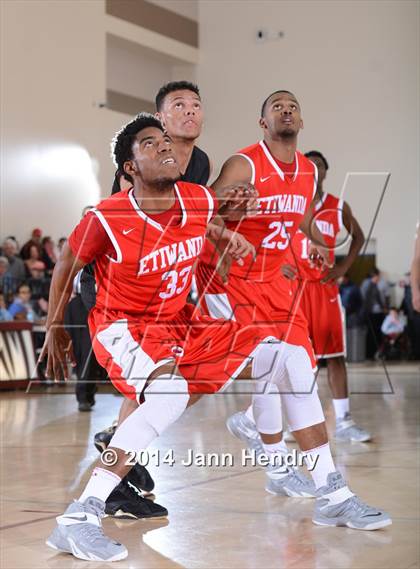 Thumbnail 2 in Etiwanda vs. Archbishop Mitty (MaxPreps Holiday Classic) photogallery.