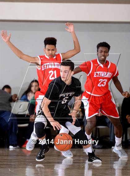 Thumbnail 2 in Etiwanda vs. Archbishop Mitty (MaxPreps Holiday Classic) photogallery.