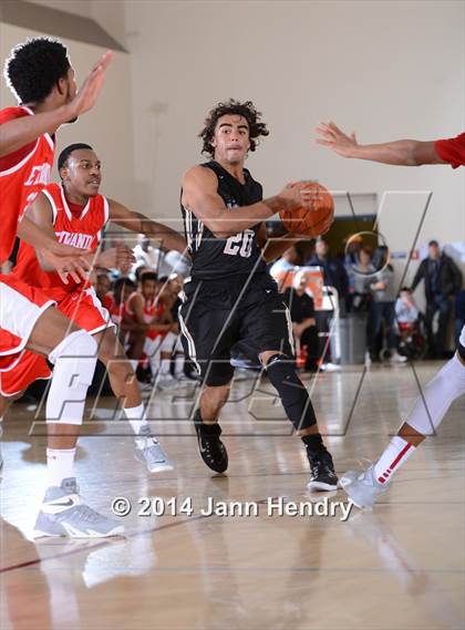Thumbnail 1 in Etiwanda vs. Archbishop Mitty (MaxPreps Holiday Classic) photogallery.