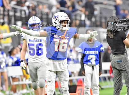 Thumbnail 2 in McQueen vs Bishop Gorman (NIAA 5A Championship) photogallery.